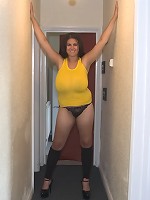 my wife exposing her boobs